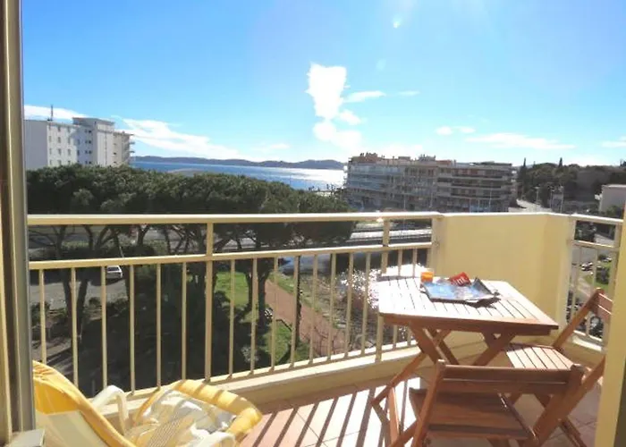 2 Pieces Avec Climatisation Et Animal Admis, Centre - Fr-1-780-47 *