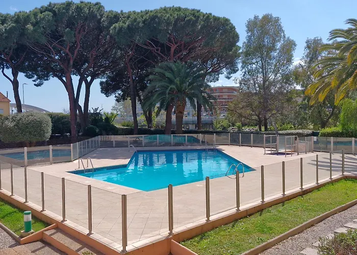 Lejlighed 2 Pieces Avec Climatisation Et Animal Admis, Centre - Fr-1-780-47 *